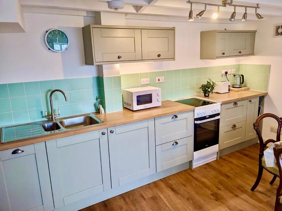 2 Stable Cottage, Llanbethery Llancarfan United Kingdom